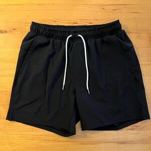 Black Athleisure Shorts - Size M - All in Motion